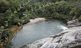 Itamonte - Itamonte-MA-Cachoeira da Pedra-Foto:Gustavo Correa