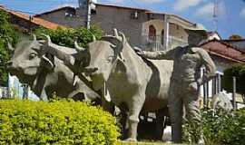 Abara - Abara-BA-Monumento na Praa central-Foto:Jos Roberto Sousa