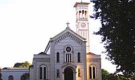 Ituiutaba - Catedral de So Jos em Ituiutaba-MG-Foto:Vicente A. Queiroz