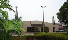 Ituiutaba - Parquia de So Benedito em Ituiutaba-MG-Foto:Leandro Anthon