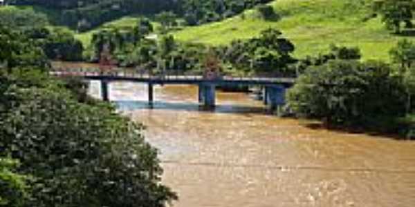 Ituiutaba - Antiga ponte sobre o Rio Tejuco - por Altemiro Olinto Cristo 