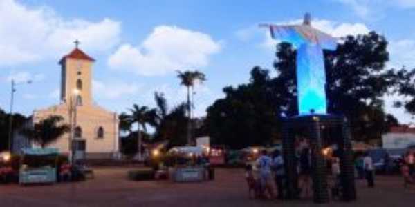 PRAA CENTRAL CRISTO REDENTOR, JEQUITAI-MG, Por ROBSON LIMA LEITE