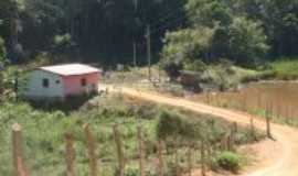 Ladainha - Ladainha-MG-rea rural-Foto:Milton Turbio Gomes