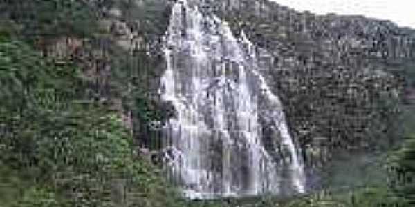 Lapinha-MG-Cachoeira do Lajeado-Foto:guiadalapinha.