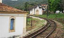 Lobo Leite - Antiga Estao Ferroviria atrs da Igreja em Lobo Leite-Foto:souexcel