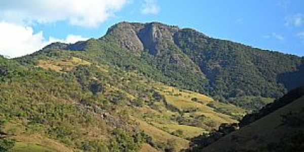 Loureno Velho-MG-Pedra de Santa Rita-Foto:Py4nf