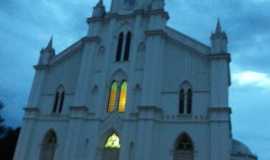 Luz - Catedral de Luz.MG, Por Eliane de Ftima