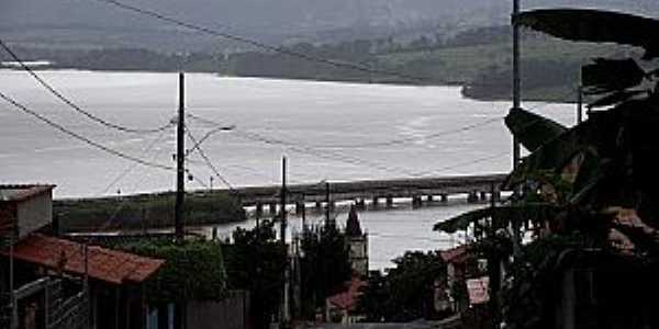 Macaia-MG-Represa do Funil-Foto:Thymonthy Becker