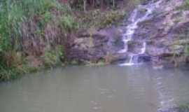 Malacacheta - Cachoeira, Por santana