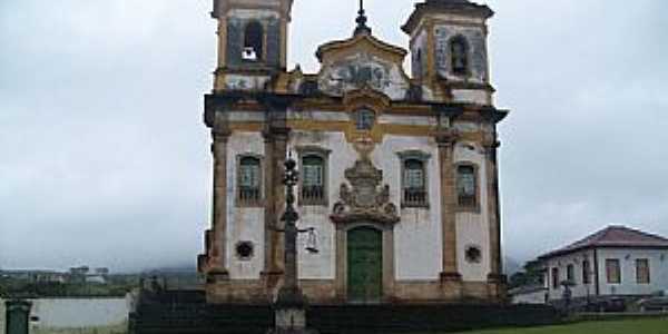 Mariana-MG-Igreja do Carmo-Foto:Josue Marinho