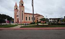 Marilac - Marilac-MG-Praa e Matriz de Santa Lusa-Foto:gilmarjosesilva