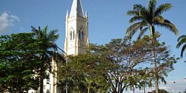 Imagens da cidade de Martinho Campos - MG