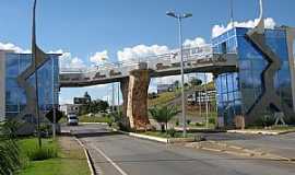 Monte Sio - Monte Sio-MG-Prtico de entrada da cidade-Foto:Paulo Rosrio