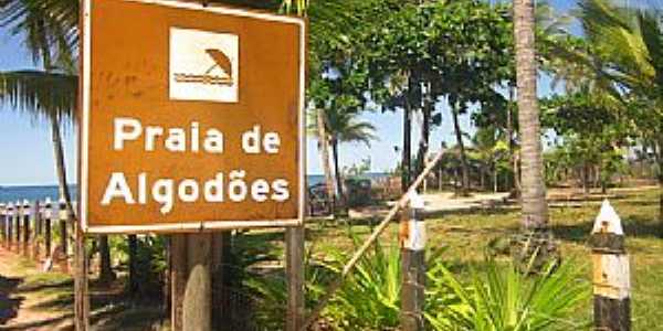 Algodes-BA-Placa indicativa na praa-Foto:paixaoporviajar.com.br