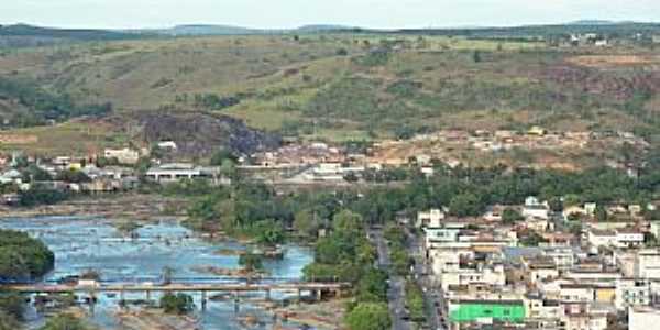 Nanuque-MG-Vista da Ponte sobre o Rio Mucuri-Foto:Evando Costa 