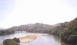 Naque - Vista da ponte sobre o Rio Santo Antonio-Foto:Diego Dunga 