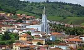 Natrcia - Natrcia-MG-Matriz de Santa Catarina de Alexandria e parte da cidade-Foto:paroquia.org.br