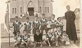 Nova Resende - Cruzada Futebol Club em 1956-Foto:aroldinho dos reis