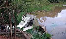 Novo Cruzeiro - Barragem do Bairro Tringulo 