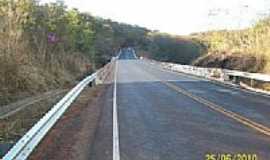 Olmpio Campos - Ponte na estrada indo pra Varzelndia em Olmpio Campos-Foto:marconeguedes@gmail.