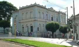 Ouro Fino - Escola Bueno Brando, Por PAULO ROBERTO CECCON