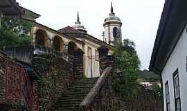 Ouro Preto - Ouro Preto-MG-Vista lateral da Igreja de So Francisco-Foto:Josue Marinho