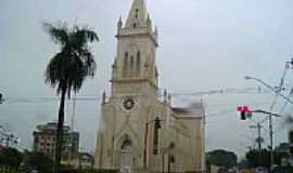 Patos de Minas - Igreja Matriz de Santo Antnio em Patos de Minas-Foto:montanha