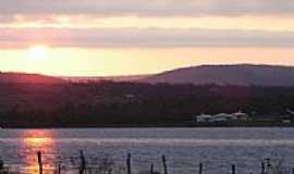 Anag - Barragem de Anag - Nascer do sol. por acarlosrodrigues