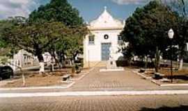 Pedra Azul - Praa e Igreja de Pedra Azul-Foto:montanha