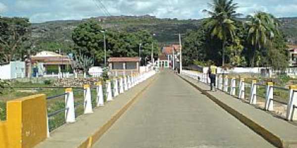 Andara-BA-Ponte sobre o Rio Roncador-Foto:Andre L. S. Lacerda