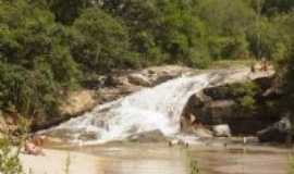 Piedade dos Gerais - Cachoeira do Encontro, Por Elis Regina