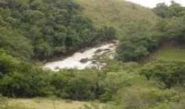 Piedade dos Gerais - Cachoeira do Vento, Por Elis Regina