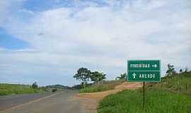 Pindabas - Pindabas-MG-Trevo de acesso-Foto:Iriberto Mota