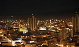 Pouso Alegre - Pouso Alegre-MG-Vista noturna da cidade-Foto:Joo Bosco Rezende
