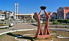 Rio Novo - Monumento ao Centenrio no centro de Rio Novo-MG-Foto:Jorge A. Ferreira Jr