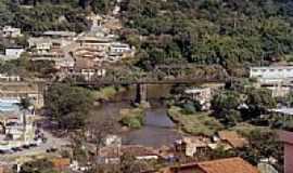 Sabar - Ponte Ferroviria sobre o Rio Sabar-Foto:SkyScraperCity