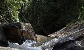 Santa Rita do Itueto - Santa Rita do Itueto-MG-Cachoeira no Parque Aqutico-Foto:Tedd Santana