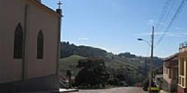 Lateral da Igreja de Santana de Caldas-Foto:ostransfers