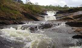 Santana do Garambu - Cachoeira do Rio Capivar (Z Fortes)em Santana do Garambu - MG