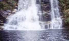 Santo Antnio do Itamb -  cachoeira da fumaa, Por 
