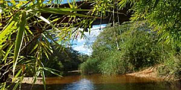 Ponte sobre o Rio Pardinho - Santo Antonio do Retiro MG  - por Oswaldo de Deus