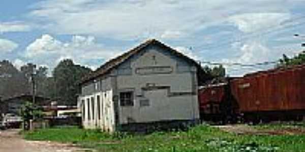 Estao Ferroviria de Santo Antnio dos Campos-Foto:montanha