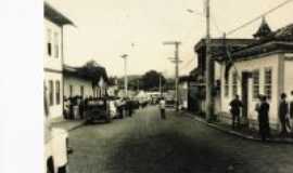 So Gonalo do Rio Abaixo - Centro prximo ao bar do ponto, Por Marcio de Souza