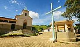 So Joo da Sapucaia - Cruzeiro e  Igreja-Foto: sgtrangel