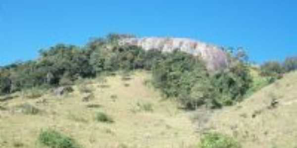 SERRA DA PEDRA GRANDE, Por Adriano Coutinho