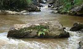 So Jos dos Lopes - Cachoeira Crrego da Barra em So Jos dos Lopes-3-Foto:Marcio Lucinda