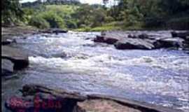 So Sebastio do Rio Preto - Imagem da Cachoeira do Val