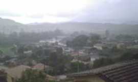 So Sebastio do Rio Verde - Tarde chuvosa na cidade, Por Adriana