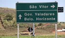 So Vtor - Trevo de acesso de So Vtor-MG-Foto:montanha