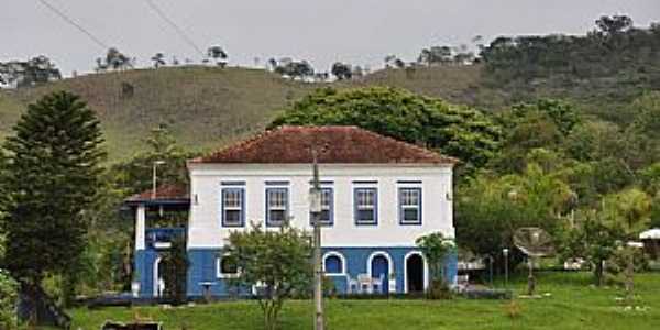 Fazenda Antiga - Sapuca Mirim - por O.R.N.B 